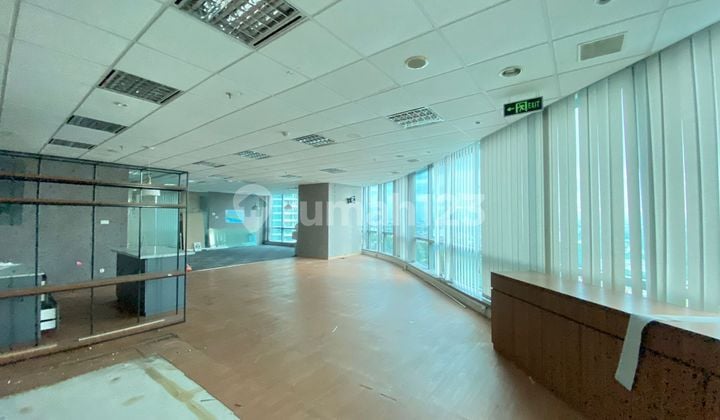 Disewa Kan Office Space Di St Moritz Tower ( View City)