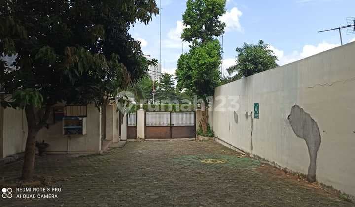 House can be used for Office, Many Rooms in Ragunan Pasar Minggu