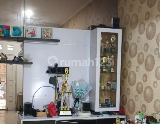 Karang Tengah Townhouse 2 lantai Full Furnish Siap Masuk