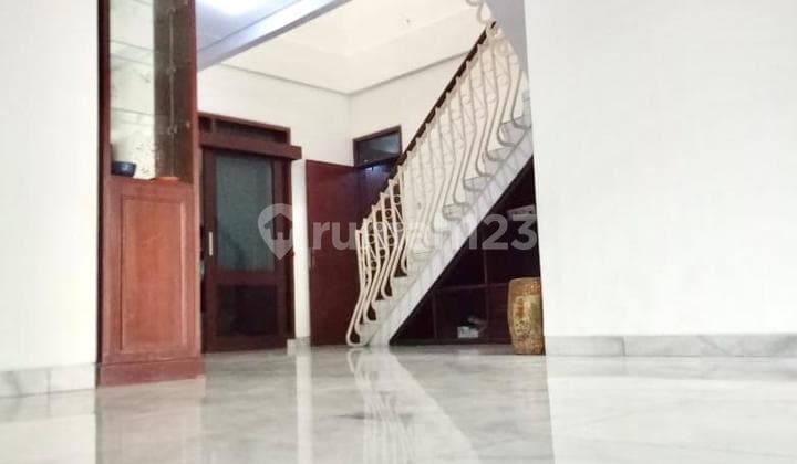 Rumah Hook 2 Lantai, 2 Muka, Akses Jalan Utama Bendungan Hilir