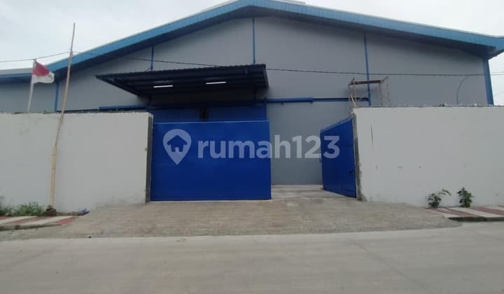 Gudang Kapuk Kamal Pinggir Jalan Raya Akses Kontener 40Ft