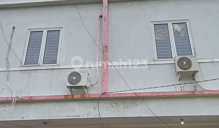 Dijual ruko gandeng 3 lantai, ukuran 4x18, kt 1, km 6, air pam, listrik 2.200 dan 3.300 hadap tenggara, surat SHM, harga 2 unit 2,8 m nego, 1 unit 1,5 m nego
