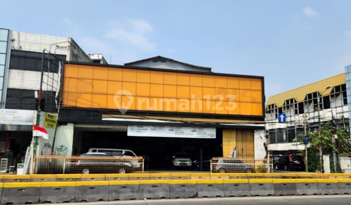 Ruang Usaha di Jl Jatinegara Barat, Cocok Bengkel Dsb