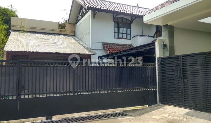Rumah murah hitung tanah saja di Jl taman margasatwa Jakarta Selatan