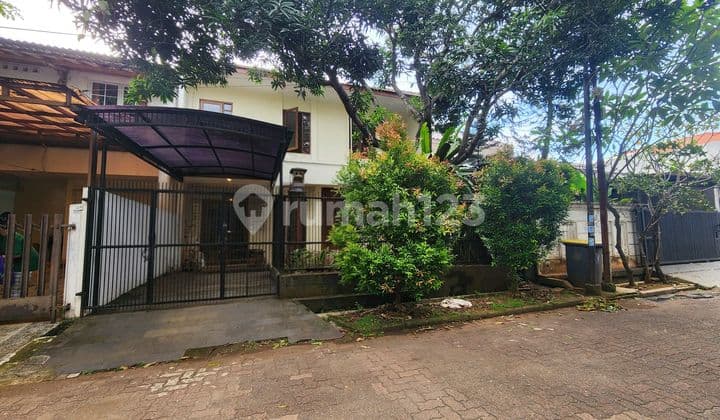 Lebak Bulus, Dijual Rumah Dua Lantai Dekat MRT Lebak Bulus, Jakarta Selatan