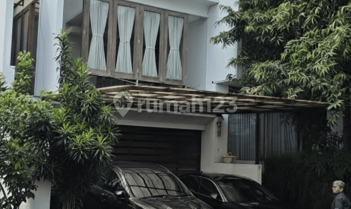 Kemang Timur, Dijual Rumah Dua Lantai di Townhouse Kemang Seka di Kemang Timur Raya, Jakarta Selatan