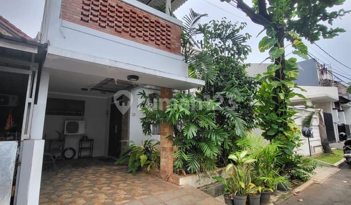 HOT SALE Rumah Minimalis 2 Lantai Plus Swimming Pool di Mandar Bintaro SC-16223