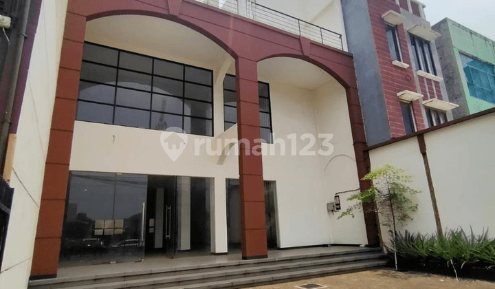 GEDUNG RUKAN BARU SANGAT STRATEGIS SIAP PAKAI JALAN RAYA SERPONG