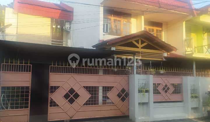 Rumah Luas Dalam Komplek Lingkungan Aman Nayaman Puri Kembangan