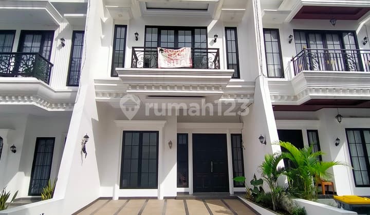 Rumah Baru 3 Lantai Siap Huni Cluster Jagakarsa Jakarta Selatan