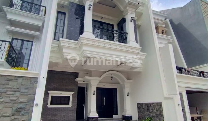 Rumah Baru 3 Lantai Cluster Nyaman di Jagakarsa Jakarta Selatan