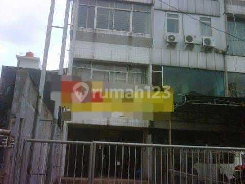 Ruko 3 Lantai Strategis Dekat Stasiun MRT, Cipete, Fatmawati