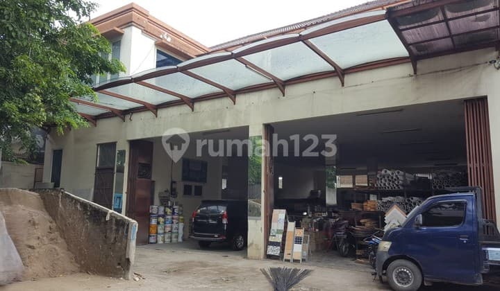 Rumah Tinggal Samping Jalan Dekat Summarecon Mall Bekasi