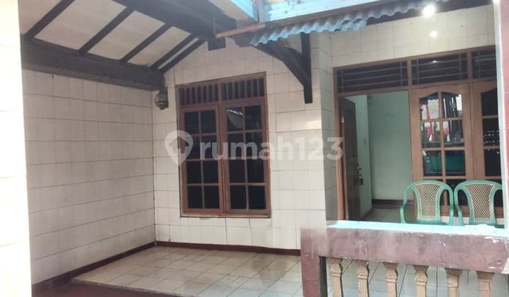 Dijual Rumah 2 Lantai Area Ciracas Dekat Terminal Kampung Rambutan