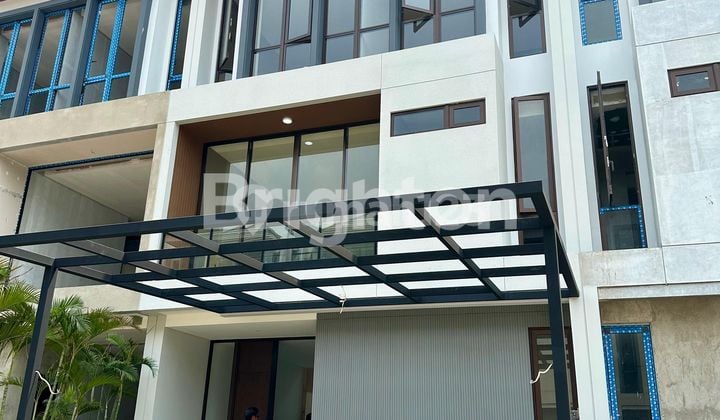 Rumah Pantai Mutiara Brezza 3 Lantai 7 x 18.5 Pluit Muara Karang Jakarta Utara