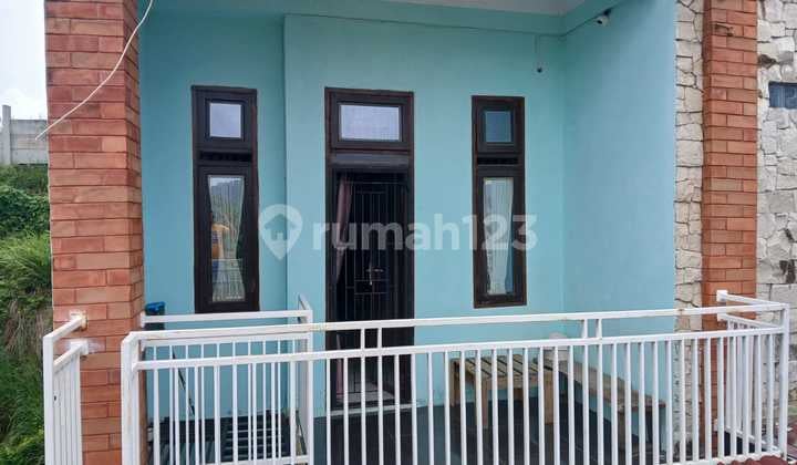 Dijual Villa Full Furnished Di Atas Bukit (View Kota dan Laut) Tanjung Karang Barat, Bandar Lampung
