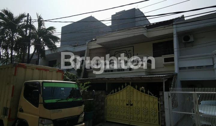 Rumah Muara Karang 8 x 20 ( 160m2 ) blok 8 Pluit Jakarta Utara Row Boulevard