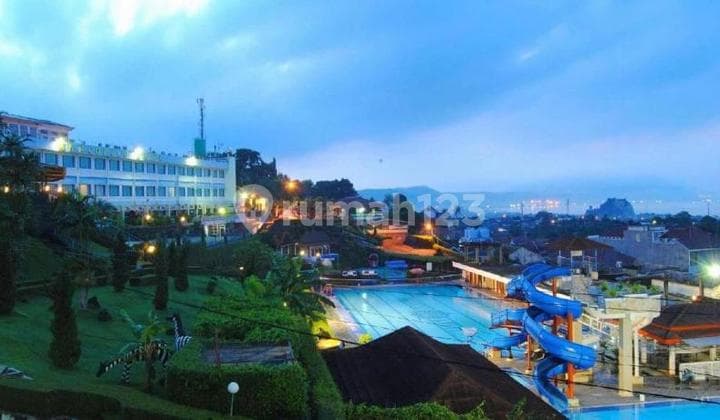 Hotel Aktif Full Furnished (Plus Management dan Karyawan) di Teluk Betung Utara, Bandar Lampung