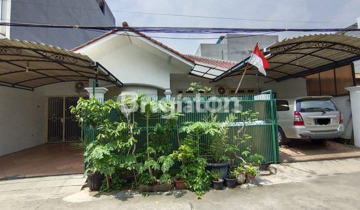 Rumah Jelambar Grogol 240m2 (12m x 20m) bisa untuk Usaha kost dan kontrakan Tinggal Jakarta Barat
