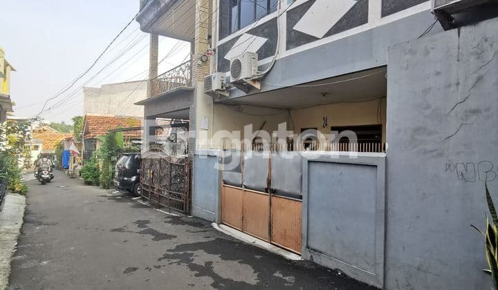 Rumah JALAN PANJANG dekat binus 2 lantai, bebas banjir , Untuk Kost2 an