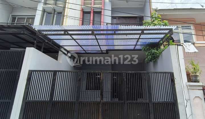 Rumah Siap Huni Dkt Harapan Kita Dalam Kompleks di Tomang, Jakarta Barat
