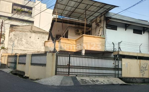 Rumah Kost Belakang Trisaksi & Untar Di Tomang Jakarta Barat