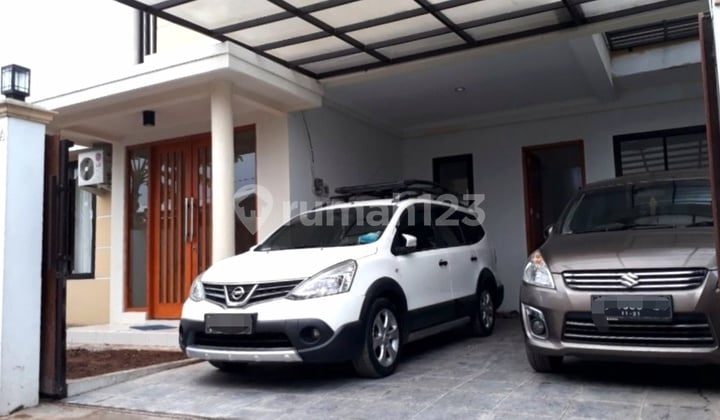 Rumah 2 Lantai Dekat Kampus Ugm&Rs Sardjito Jogja Sleman Yogyakar