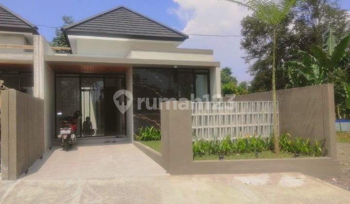 Rumah Minimalis Losari Jl. Kaliurang Uii Jogja, Sleman Yogyakarta