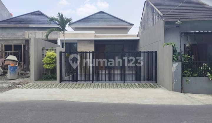 Rumah Modern Dijual Jogja Utara, Timur Spbu Kadisoka Sleman Yogya