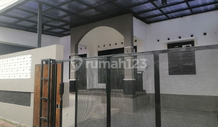 Rumah 2 Lantai Dekat Hotel Hyatt Ugm Palagan Km 7 Sleman Yogyakar