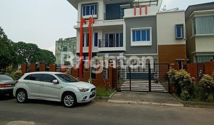 Rumah Mewah Full Furnished Central Sukajadi Batam