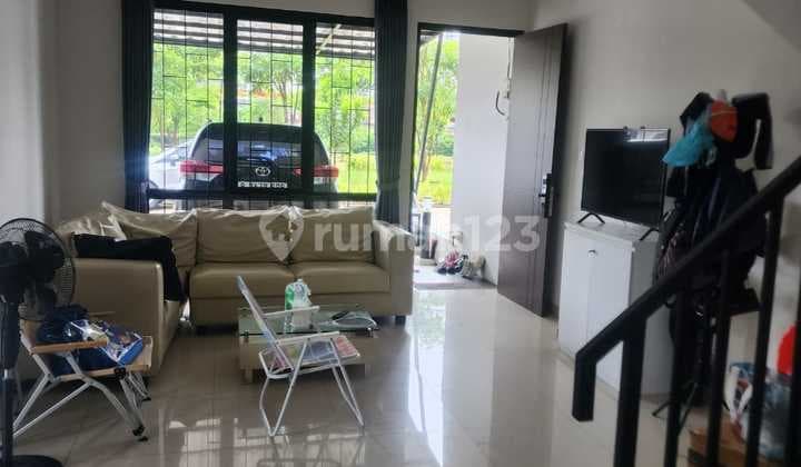 Rumah Rapi,Semifurnish Disewakandi Royalpalm,Cengkareng Barat
