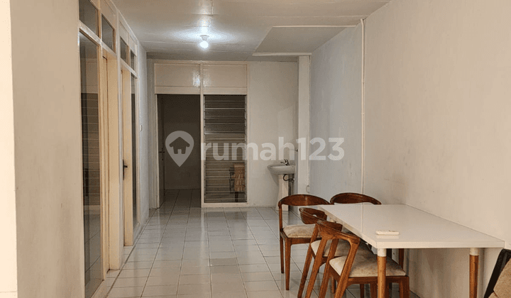 Rumah Bagus Terawat Di Pondok Indah