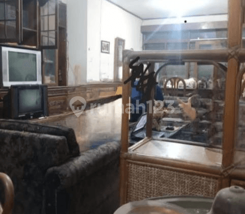 Rumah Tua Hitung Tanah Di Pondok Indah Harga Dibawah Njop Akses Jalan Lebar 2 Mobil