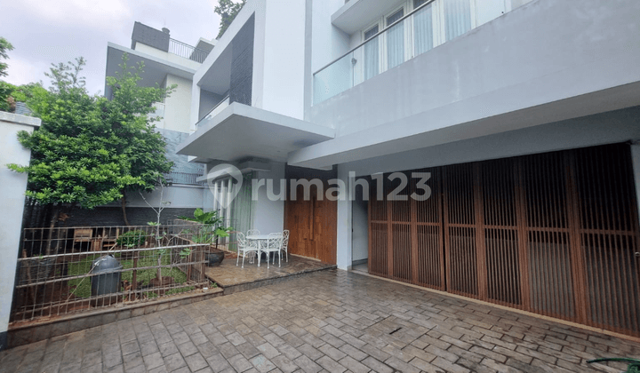Rumah Mewah Furnished Lingkungan Elit Pondok Indah