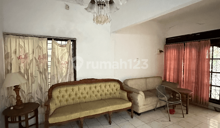 Rumah Tua Hitung Tanah Murah Dalam Komplek Cilandak - Dekat Mrt Fatmawati