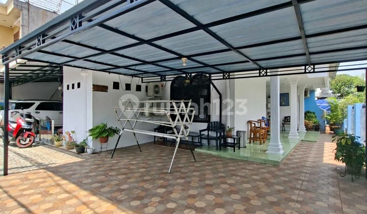 Rumah di Area Pasar Minggu