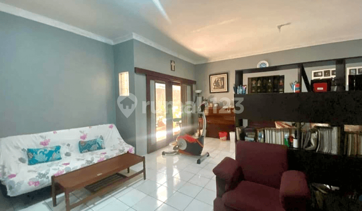 Dijual Rumah Di Meruyung Dalam Komplek Dekat Masjid Kubah