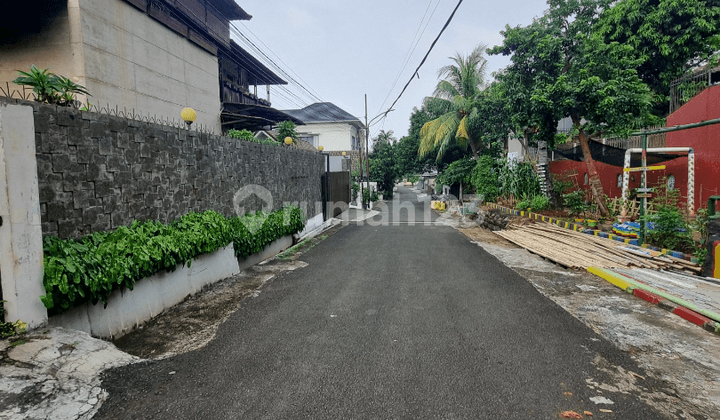 Rumah Lama Lokasi Strategis Di Cipete