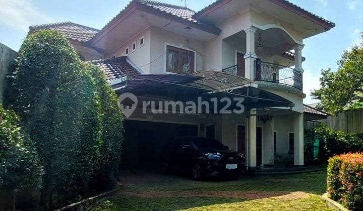 Dijual Rumah Villa Dekat Jalan Raya Puncak Gadog