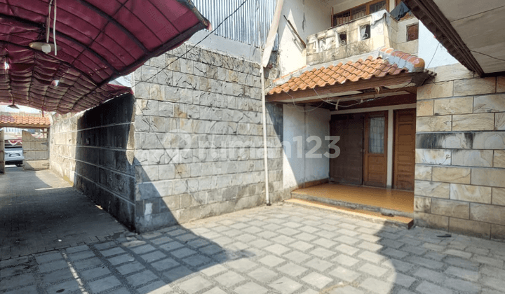 For Sale, Land-Priced House in West Pejaten
