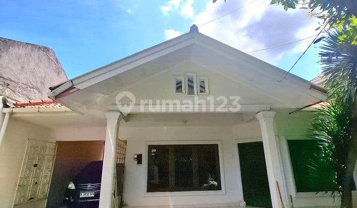 Rumah Terawat Strategis Dekat Stasiun MRT Cipete Jaksel