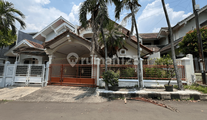 Rumah Siap Huni Terawat Dalam Komplek Elit Lebak Bulus Jaksel