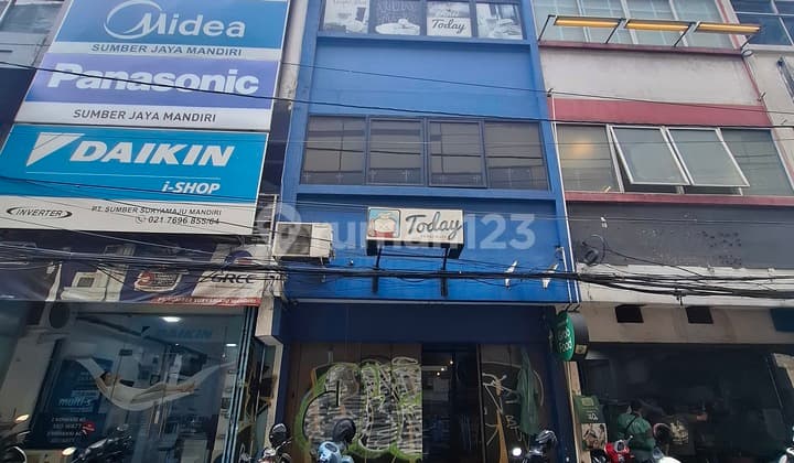 Ruko Siap Huni Lokasi Strategis di Depan Stasiun MRT Cipete