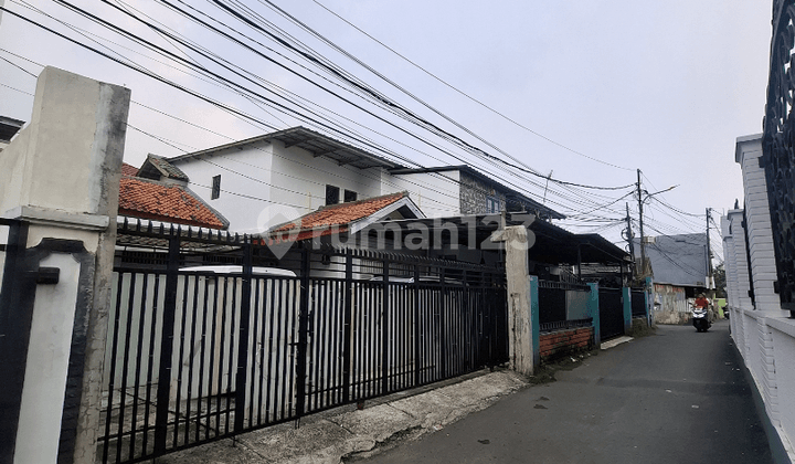 Rumah Hitung Tanah Lokasi Dekat Pintu Tol Jatiwaringin Bekasi