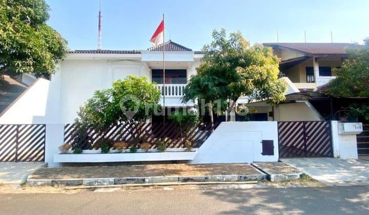 Rumah cantik dan asri di cibubur jakarta timur
