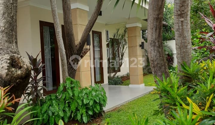 Disewakan Rumah Mewah Di Kemang Jakarta Selatan
