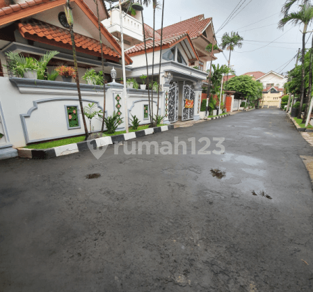 Affordable Classic House in Pejaten, South Jakarta