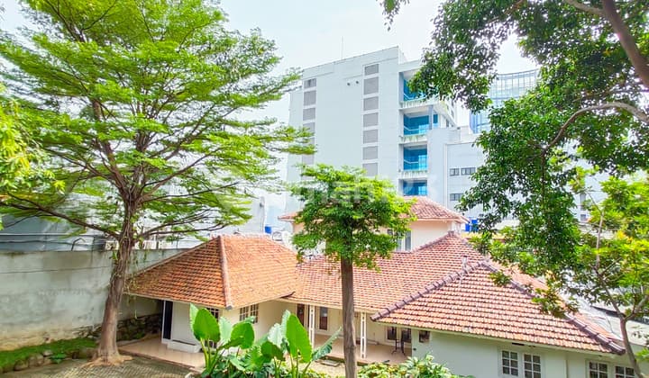 Mampang Prapatan Rumah Lama Terawat Mendekati NJOP