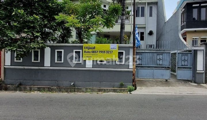 Dijual Rumah Lama Terawat di Kemanggisan Slipi Jakarta Barat